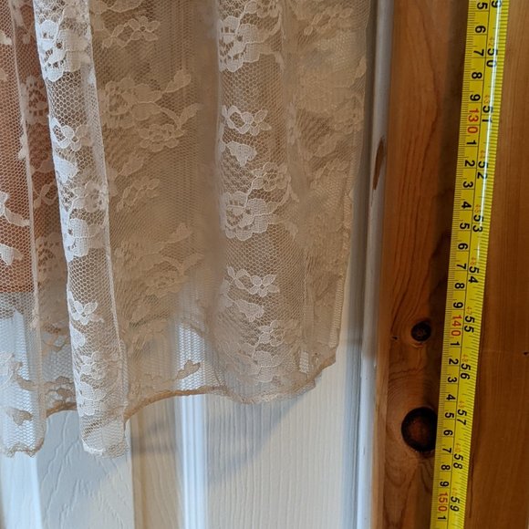 Gorgeous vintage lace, embroidered gown sz 10, Benee by Lori Ann MFG - Picture 5 of 16